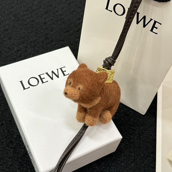ロエベ カーフスキン 激安 バッグチャーム lon99466